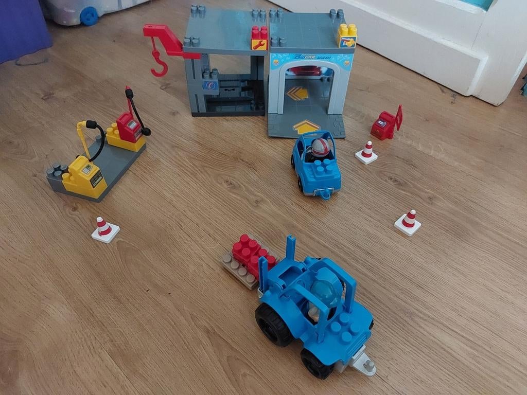 Abrick ecoiffier carwash tankstation, Kinderen en Baby's, Ophalen, Zo goed als nieuw