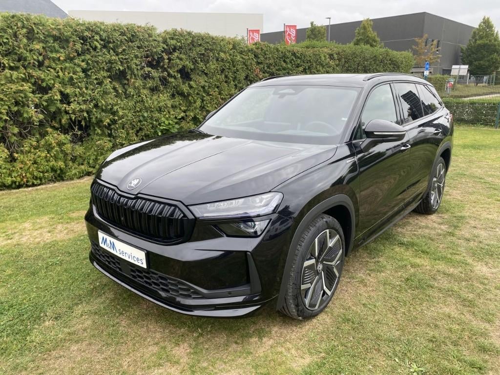 SKODA KODIAQ BENZINE SPORTLINE 7PL, Autos, Skoda, Cuir et Alcantara, Achat, Entreprise, 5 portes