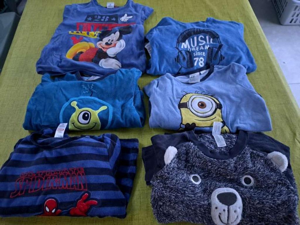 Pyjama's maat 110-116, Garçon, Enlèvement ou Envoi, H&M, Vêtements de nuit ou Sous-vêtements