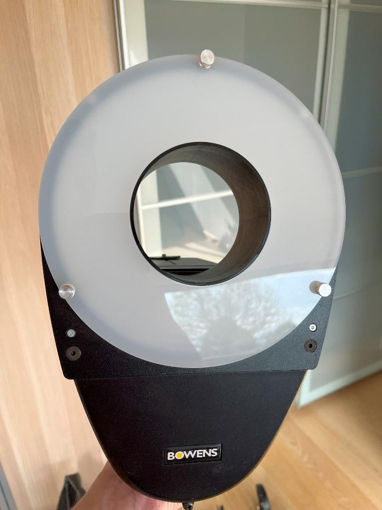 Bowens studioflits / macroringlicht / beautydish, Ophalen of Verzenden, Zo goed als nieuw, Lamp of Flitsset