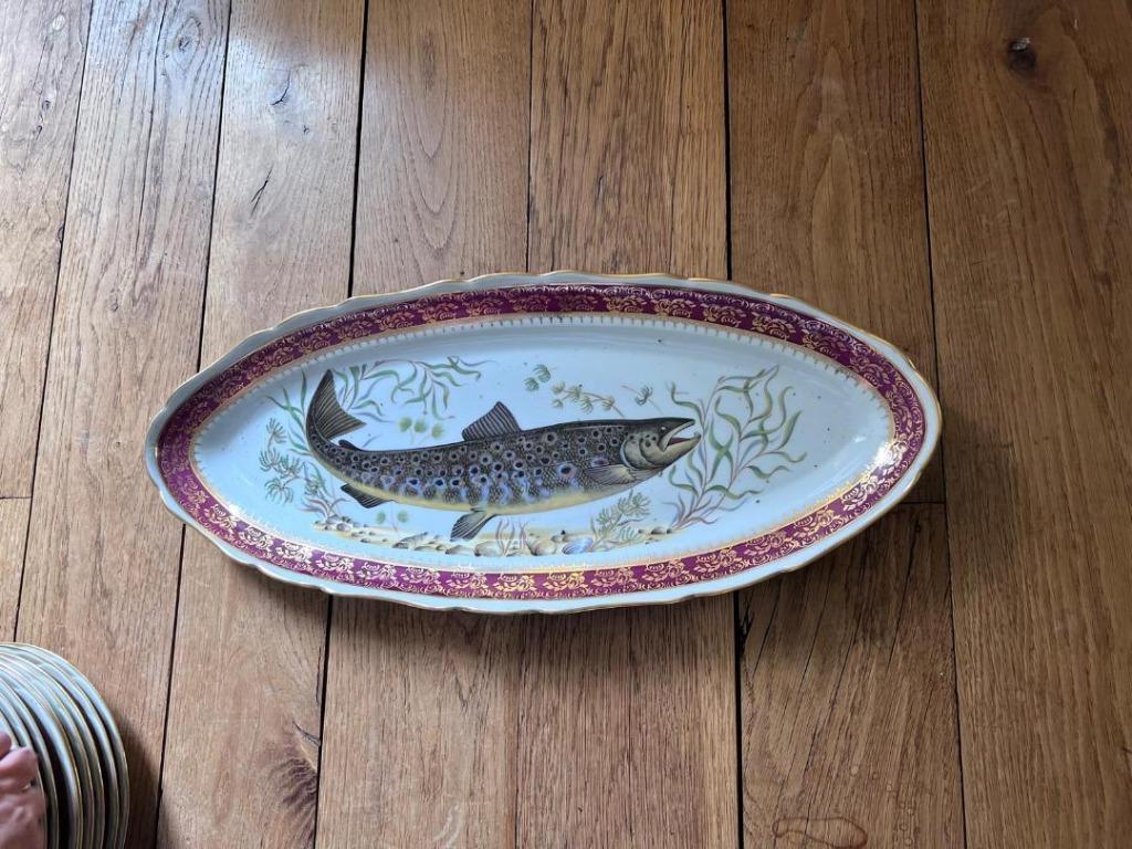 Service à poisson décoré à la main, Enlèvement, Comme neuf