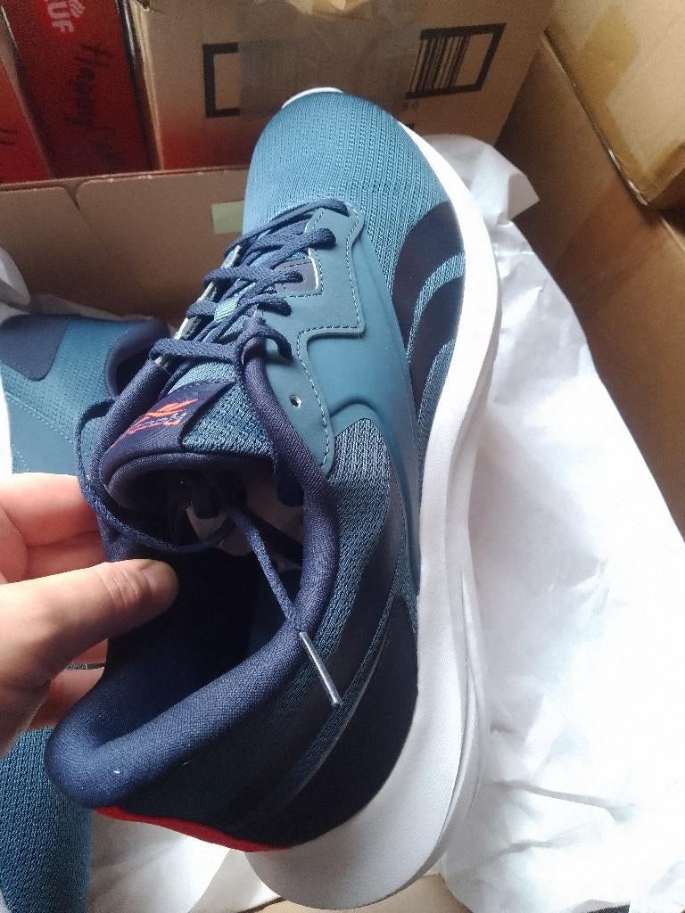 nieuw 45.5 Reebok energen lux comfortzool in doos, Vêtements | Hommes, Chaussures, Neuf, Reebok, Baskets, Envoi