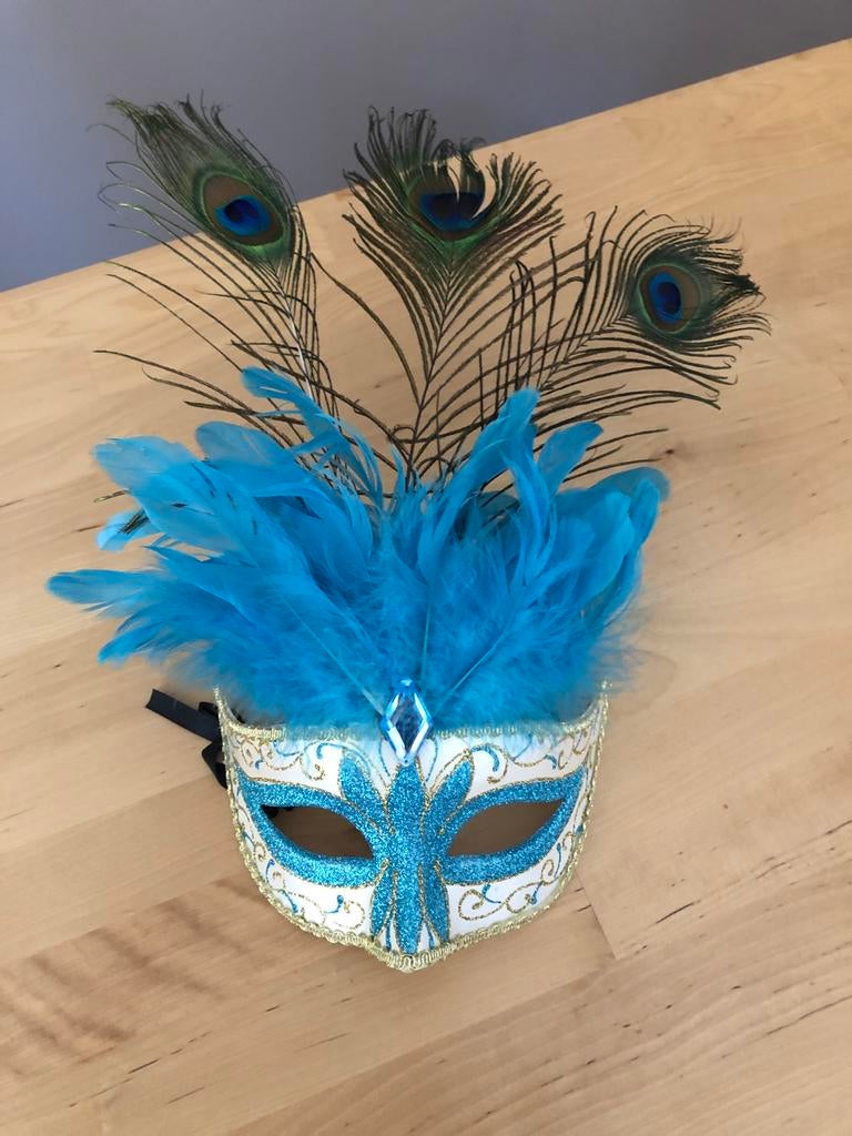 Masque de carnaval vénitien, Enlèvement ou Envoi