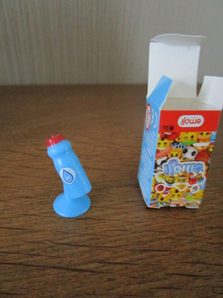 Emoji Aqualdi 2023, Aldi, Enlèvement