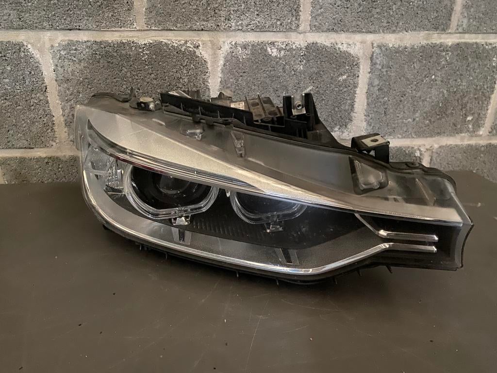 Phare Droit Xenon BMW F30 F31 7259528, Autos : Pièces & Accessoires, Éclairage, Enlèvement, Utilisé, BMW
