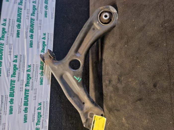 Bras de suspension avant gauche d'un Volkswagen UP, Enlèvement ou Envoi, 3 mois de garantie, Utilisé, Volkswagen