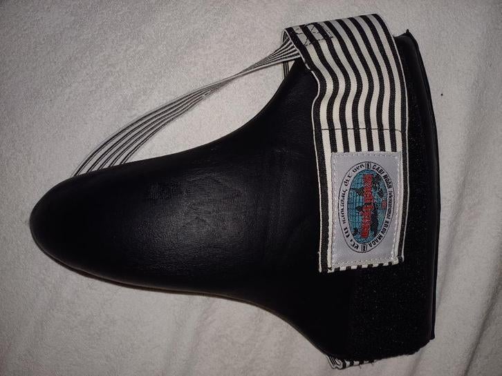 Kruisbeschermer Small krav maga New Frank Martin, Comme neuf, Enlèvement, Protection pour arts martiaux, Taille S