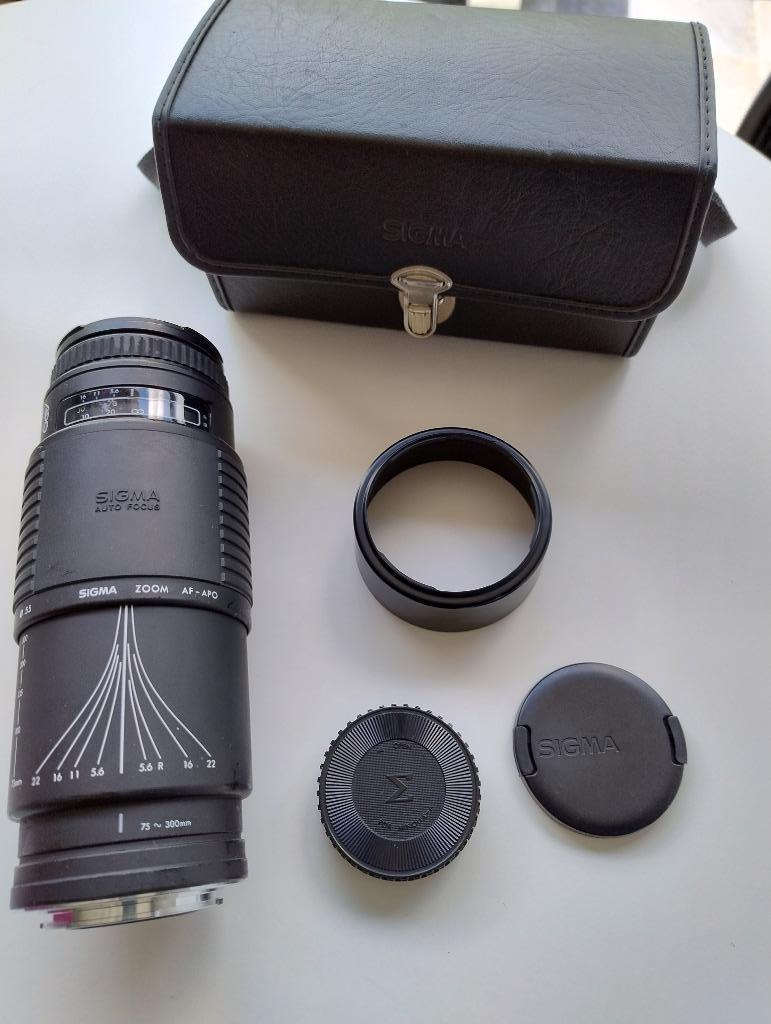 telelens Sigma zoom 75-300, Enlèvement, Comme neuf, Téléobjectif, Zoom