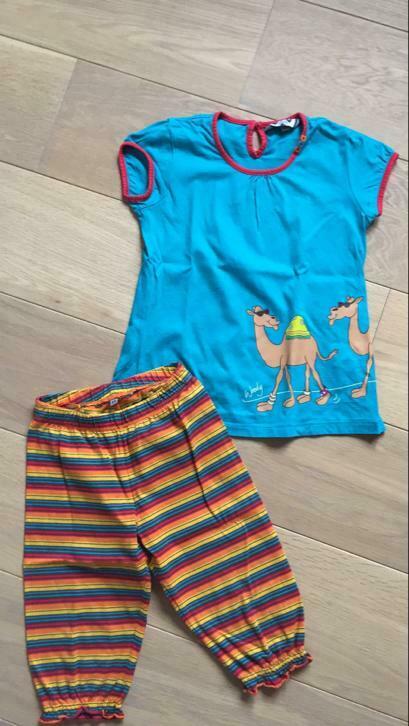 Comme neuf chameaux à thème Woody taille 6, Enlèvement ou Envoi, Comme neuf, Fille, Vêtements de nuit ou Sous-vêtements