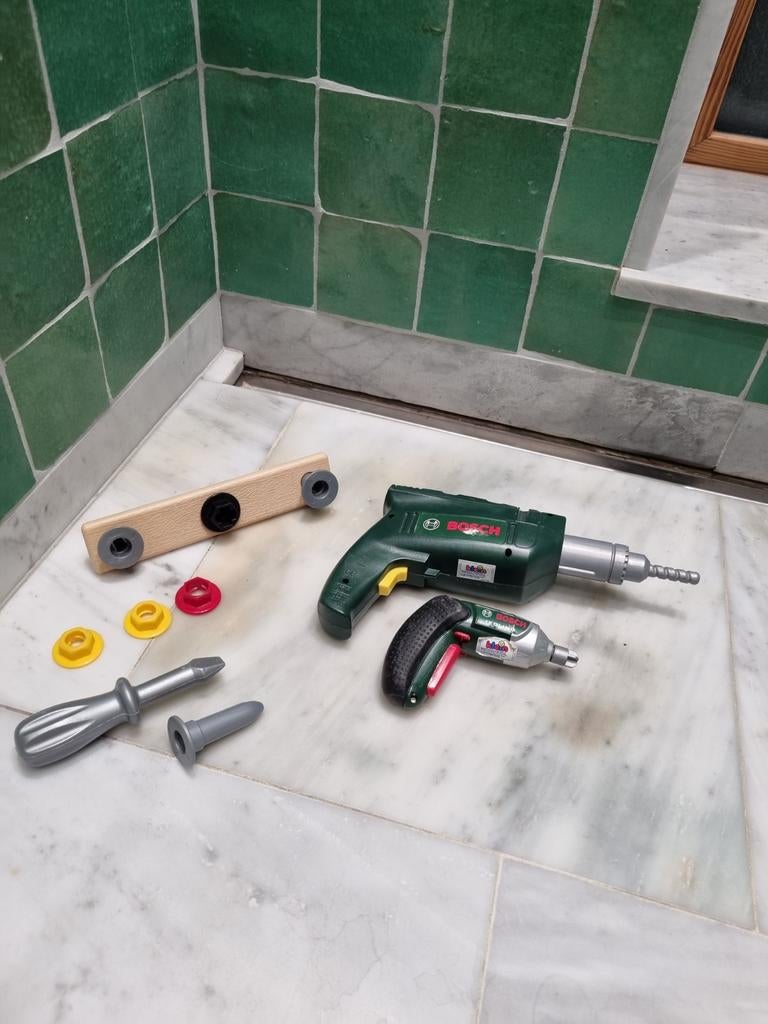 Gereedschap/knutselset (Bosch) voor kinderen, Ophalen, Zo goed als nieuw, Jongen of Meisje