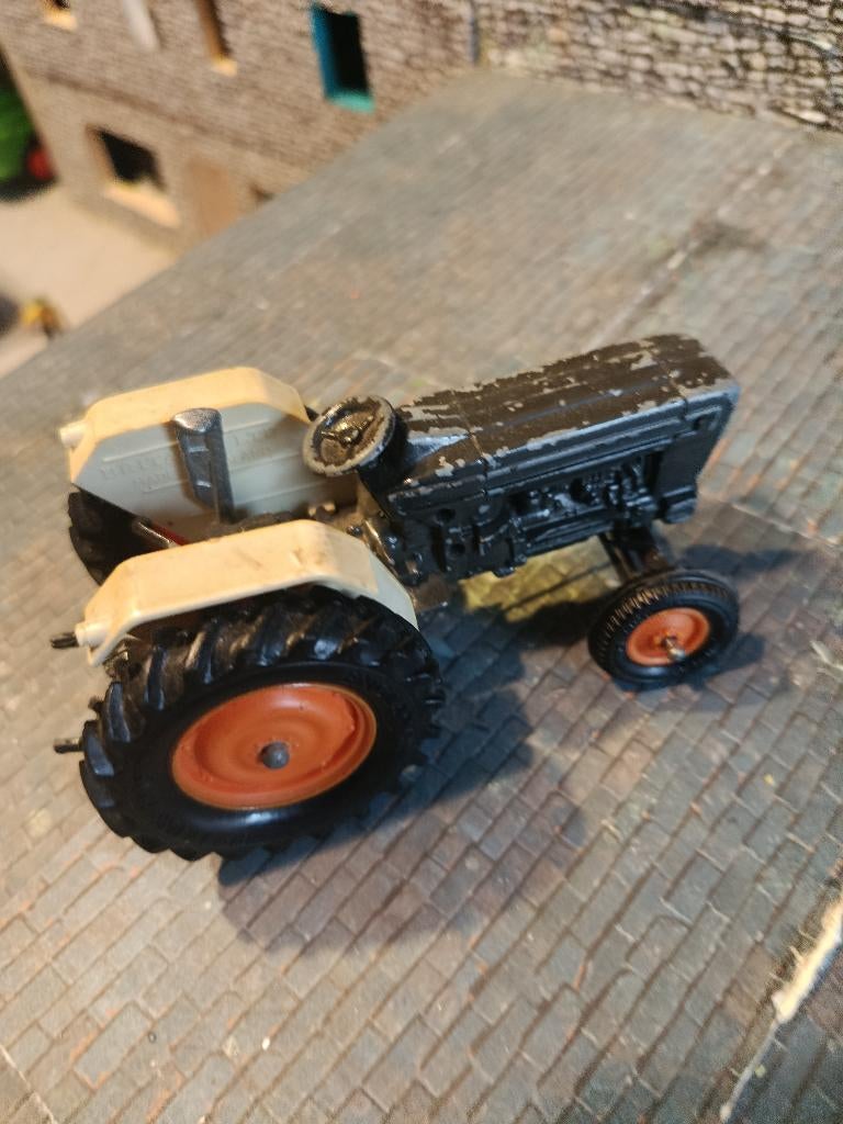 Tracteur Ford 6600 vintage brun Britains, Enlèvement ou Envoi, Utilisé, Tracteur et Agriculture, Britains