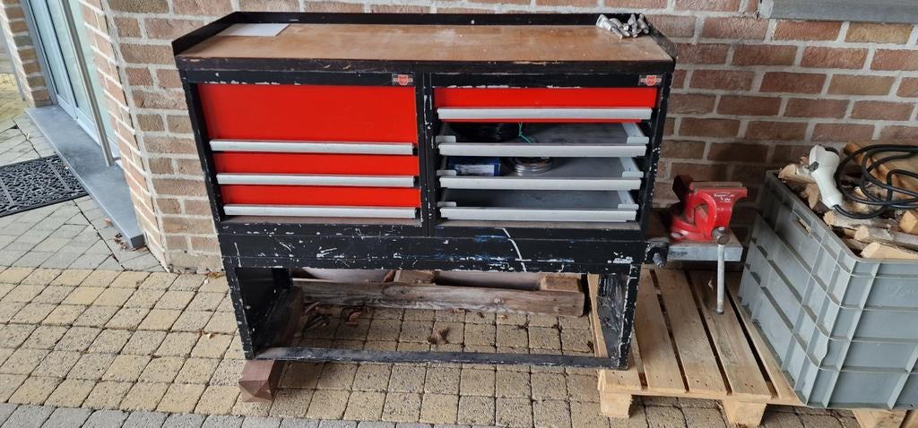 WURTH werkbank voor camionnette., Ophalen, Gebruikt