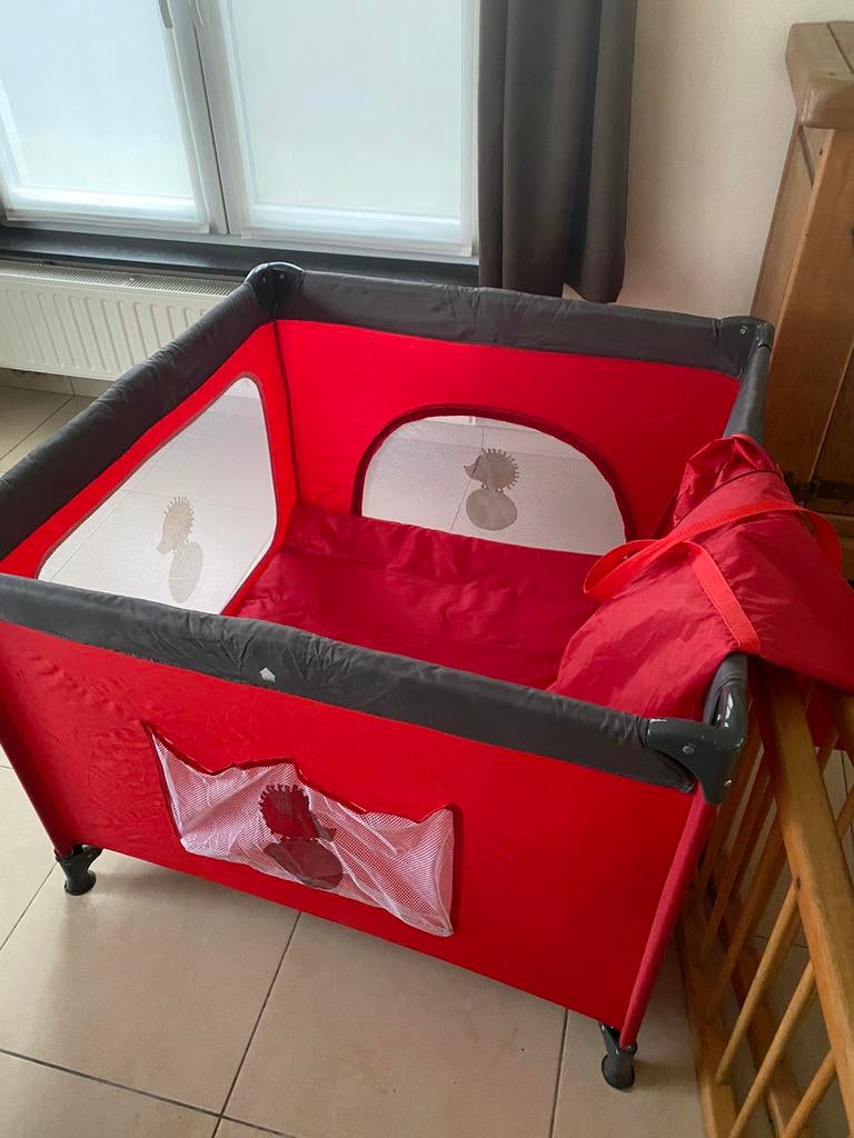 Reis box, Kinderen en Baby's, Ophalen, Zo goed als nieuw