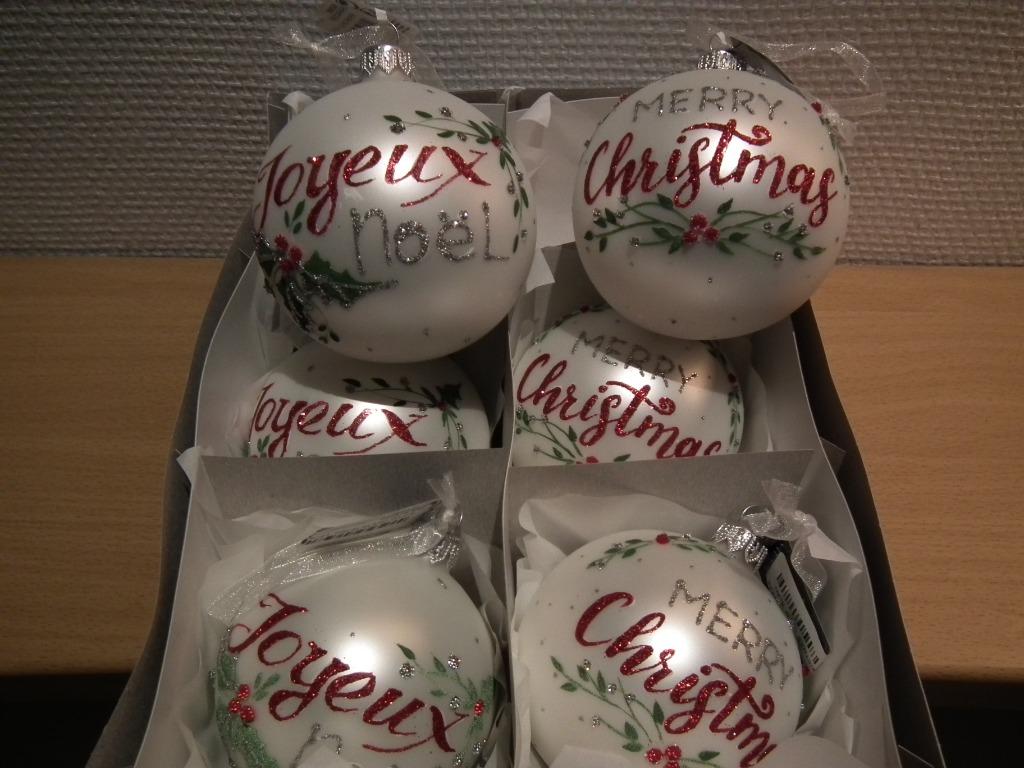6 boules de Noël. blanc hiver (Decoris) diamètre 9 cm, Envoi, Neuf