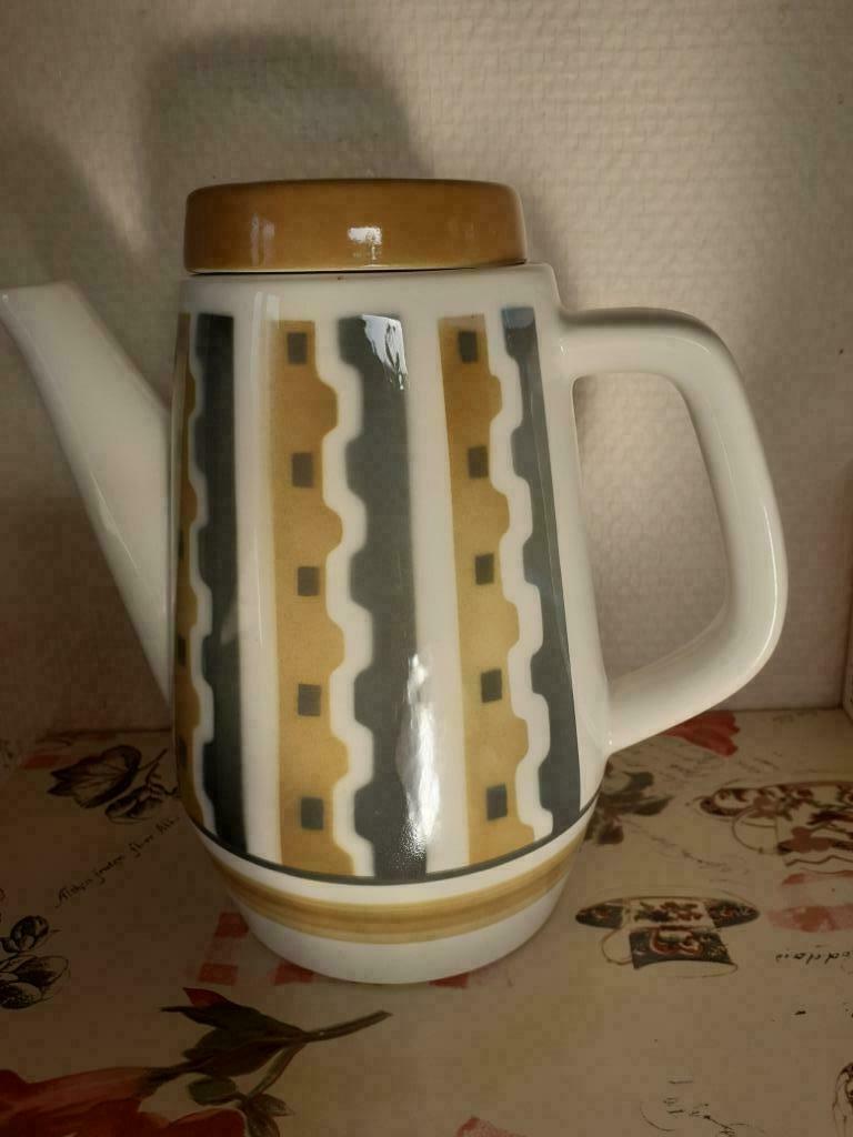 KOFFIEPOT / POT A CAFE, Huis en Inrichting, Ophalen, Zo goed als nieuw, Aardewerk