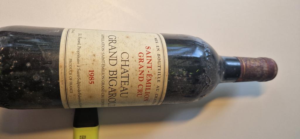 St Emilion grand cru 1985, Enlèvement, Comme neuf