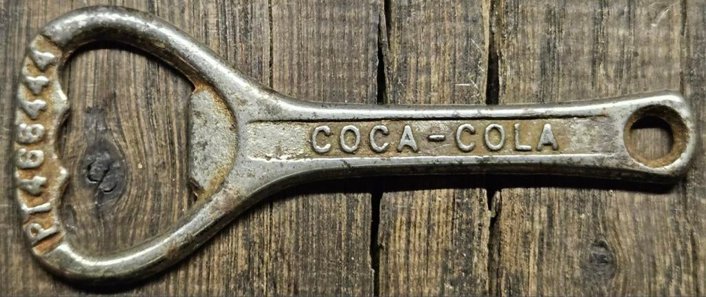 Ouvre-bouteille vintage en métal Coca-Cola
Il s'agit d'un, Enlèvement ou Envoi, Comme neuf