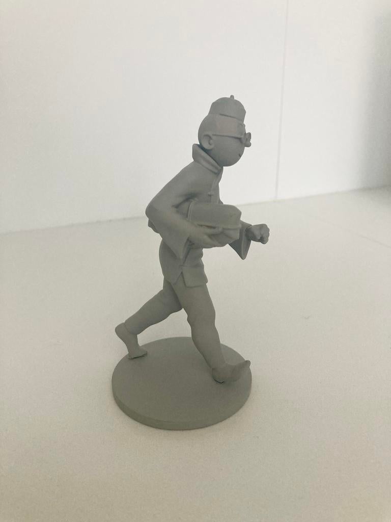 Tintin figurine monochrome en résine le lotus bleu, Enlèvement ou Envoi, Tintin, Utilisé, Statue ou Figurine