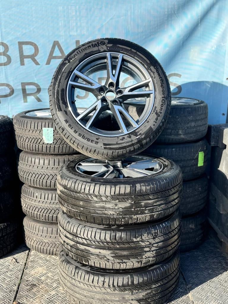 Audi Q5 zomerbanden continental 235-55-19 5a6mm, Gebruikt, Banden en Velgen, 235 mm, Personenwagen