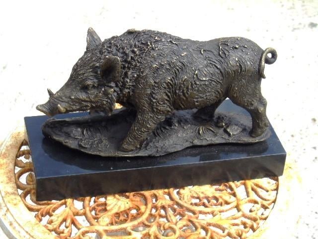 gesigneerd bronzen beeld van een wild zwijn, BARYE, Ophalen of Verzenden, Brons