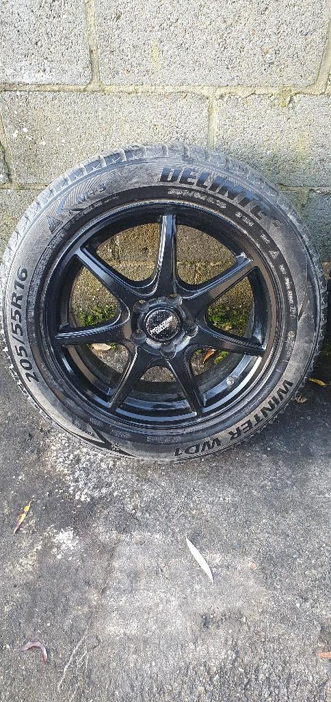 Zwarte velgen 16inch met winterbanden, Auto-onderdelen, Banden en Velgen, Ophalen, Velg(en), 16 inch, Personenwagen