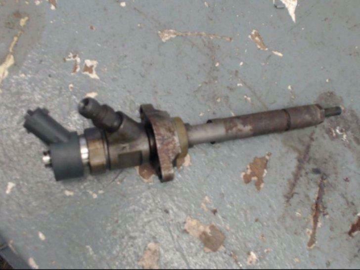injecteur  peugeot  307 1.6hdi 80 kw  0445110239, Utilisé, Peugeot