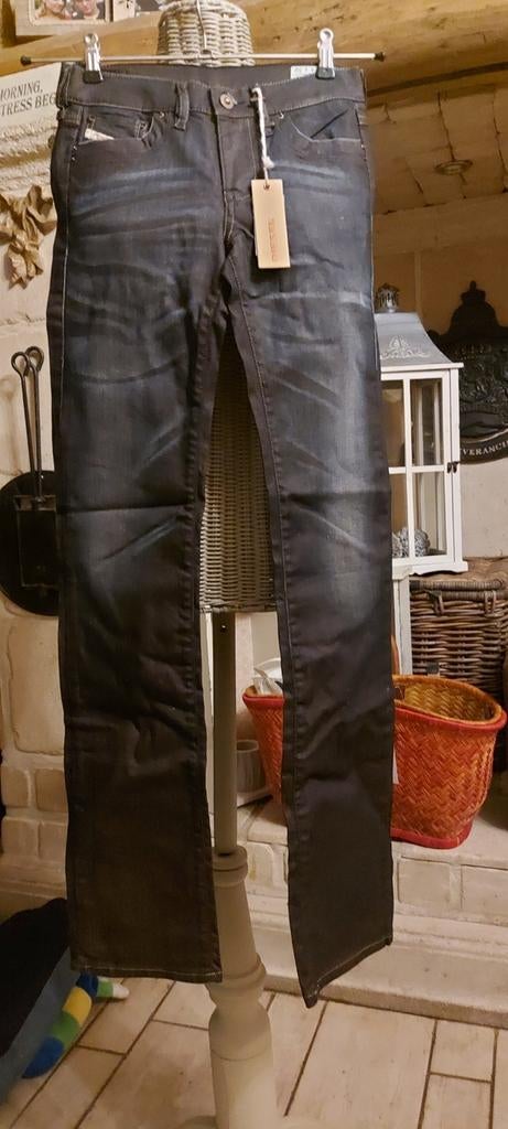 Diesel damesjeans maat 24/ 32, Motos, Enlèvement ou Envoi