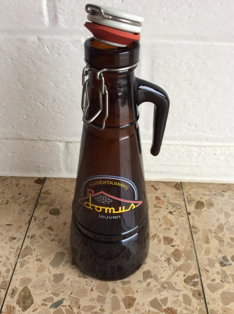 Bierfles Domus, Verzamelen, Ophalen, Zo goed als nieuw