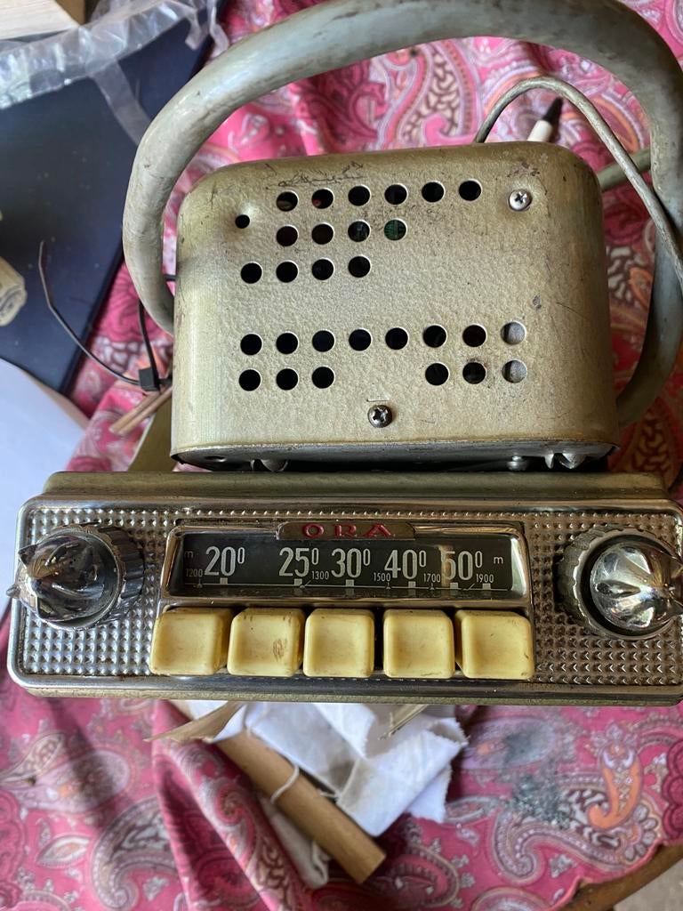 Autoradio Ora (Peugeot) et Opel des années 1950, Autos : Divers, Autoradios, Enlèvement ou Envoi