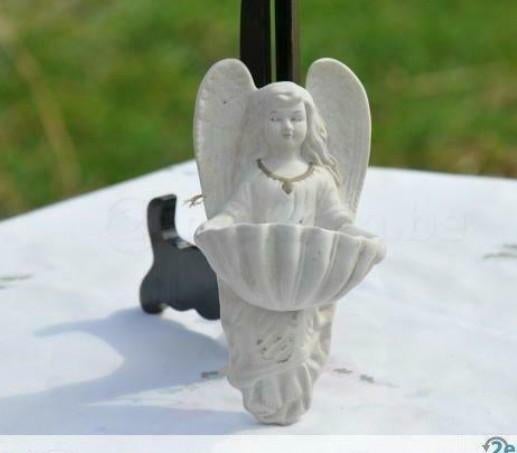 benitier ange blanc en porcelaine, Enlèvement ou Envoi