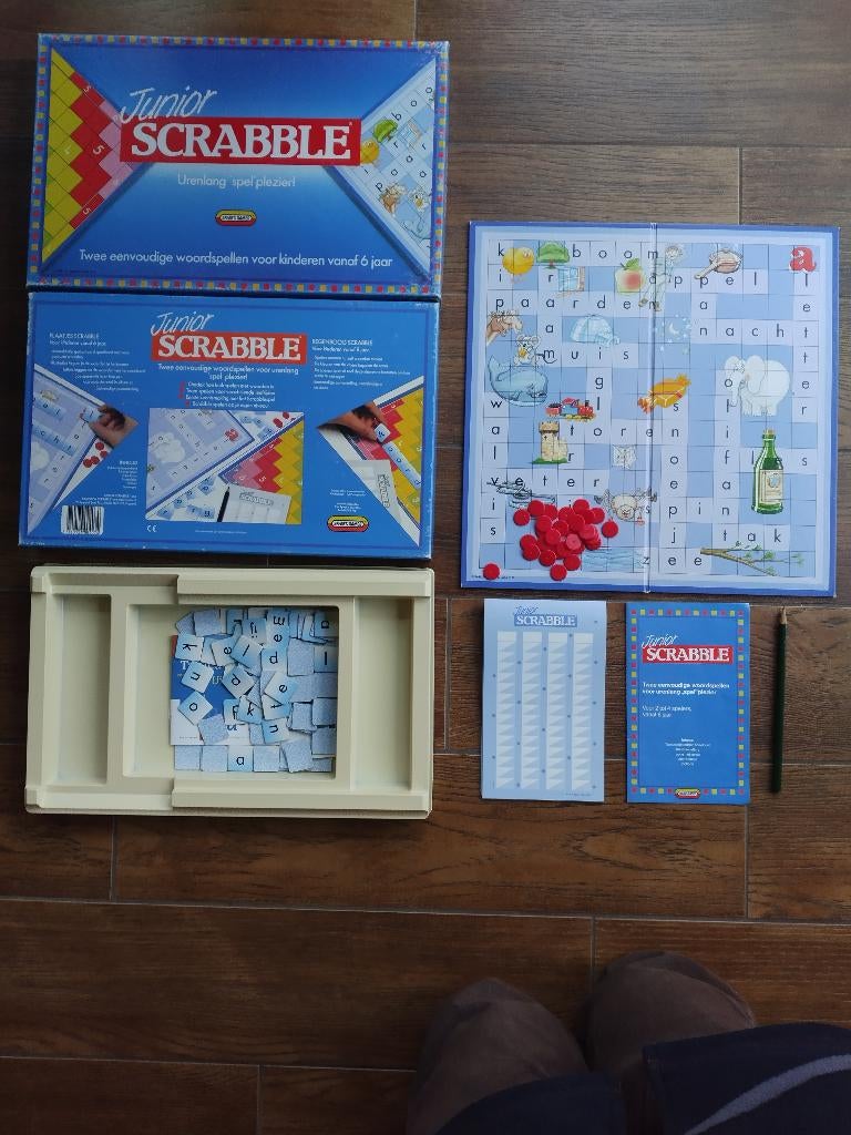 Junior Scrabble: plaatsjes scrabble & regenboog scrabble 6+, Hobby en Vrije tijd, Ophalen of Verzenden, Gebruikt