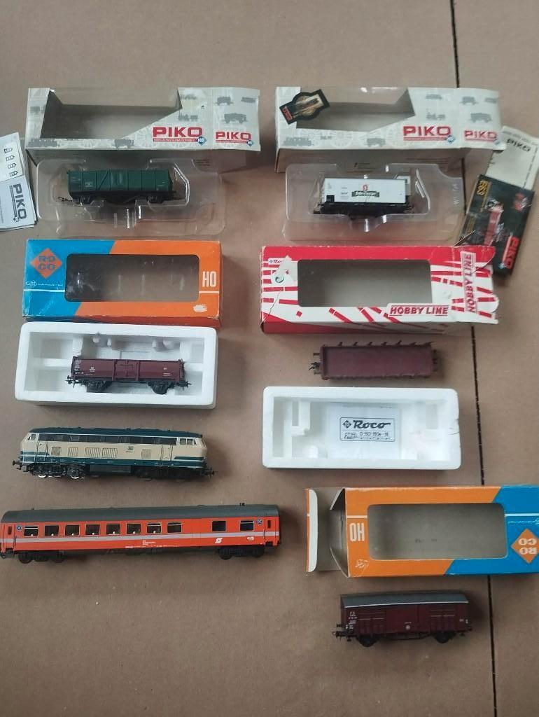 HO loco + wagons PIKO-ROCO, Hobby & Loisirs créatifs, Trains miniatures | HO, Utilisé, Locomotive, Piko, Enlèvement ou Envoi