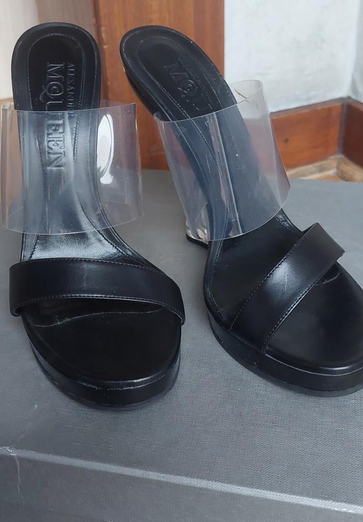 Alexander Mcqueen,  sandalen,  maar 39, Ophalen of Verzenden, Zo goed als nieuw