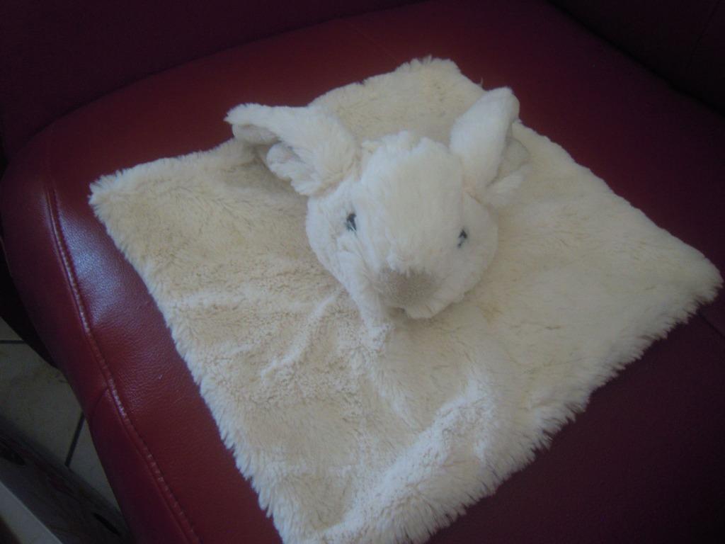 knuffeldoekje mc konijn (doosE), Ophalen of Verzenden, Nieuw, Konijn