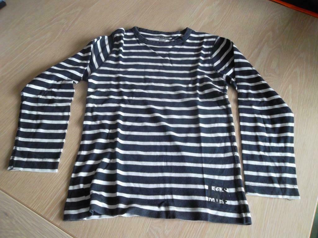 T-shirt 152 Basics, Jongen of Meisje, Ophalen of Verzenden, Zo goed als nieuw, Shirt of Longsleeve