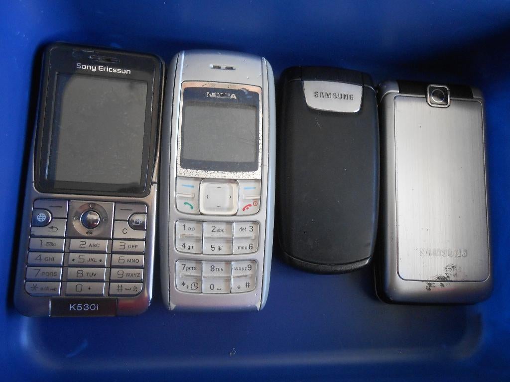 COLLECTIONNEZ 5 VIEUX TÉLÉPHONES PORTABLES..., Télécoms, Téléphonie mobile | Accessoires & Pièces, Enlèvement, Nokia