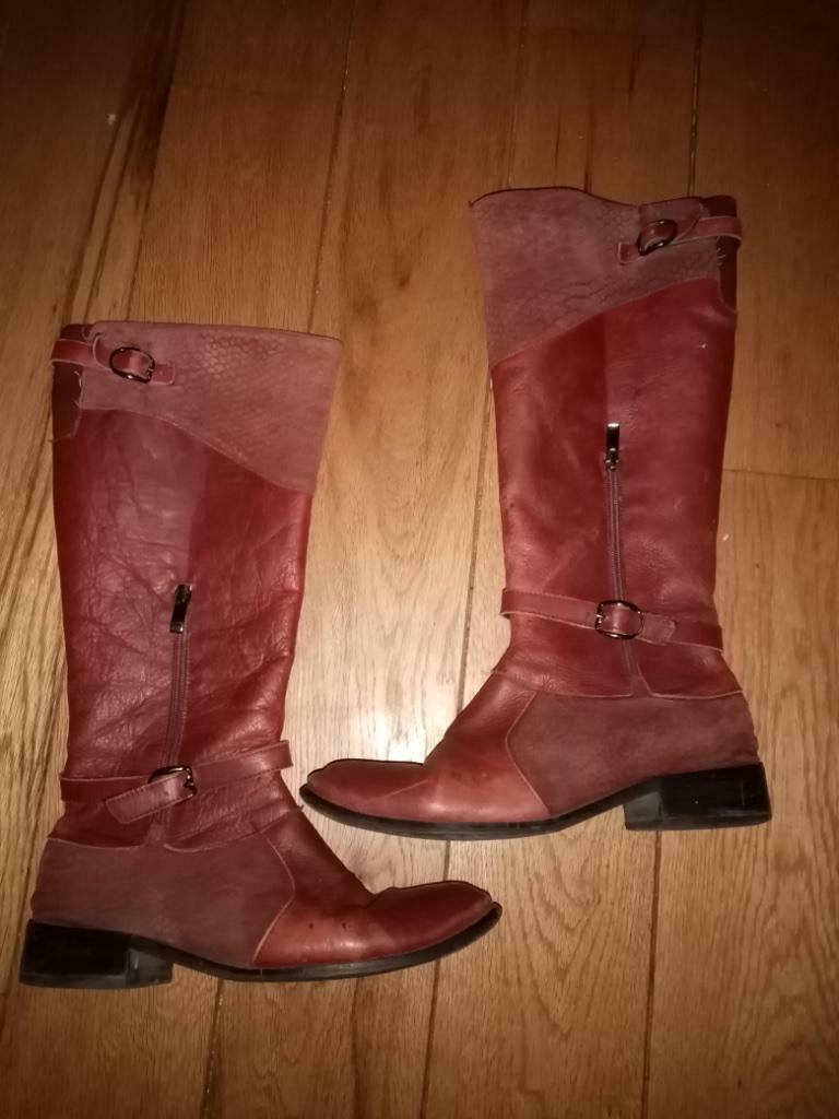 Laura vita gebruikte laarzen  39, Kleding | Dames, Schoenen, Hoge laarzen, Verzenden, Gedragen, Rood
