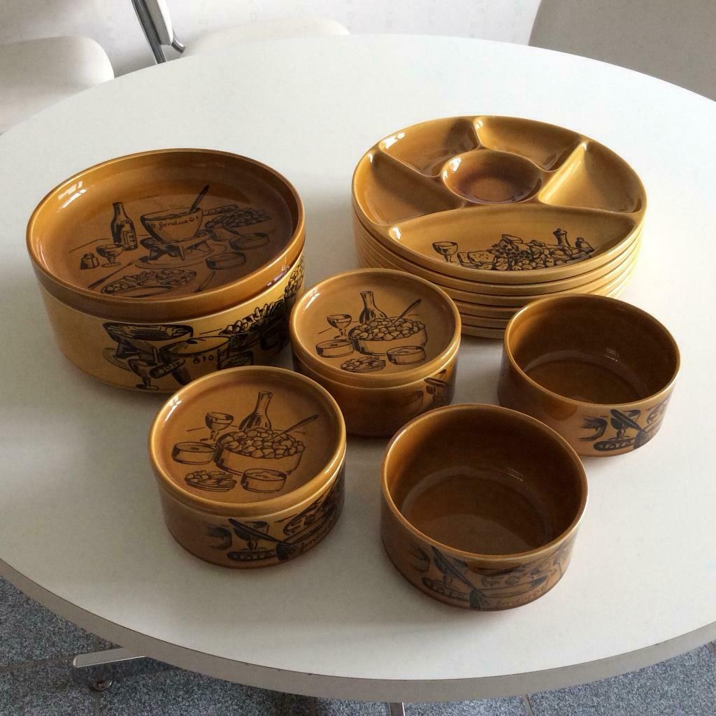 6 vintage Fondue borden + accessoires, Enlèvement, Comme neuf, Poterie, Assiettes(s)