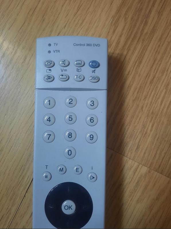 Loewe 360 dvd afstandsbediening, Audio, Tv en Foto, Ophalen of Verzenden, Gebruikt, Origineel, Tv