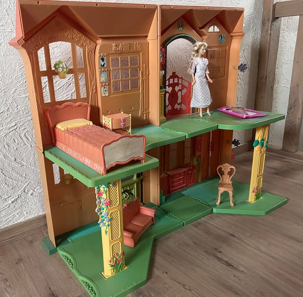 Barbie huis, Kinderen en Baby's, Speelgoed | Poppenhuizen, Ophalen, Gebruikt, Poppenhuis