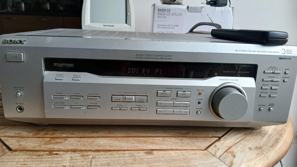 Sony str 245 amp, 5.1 sound round met radio, Audio, Tv en Foto, Versterkers en Ontvangers, Gebruikt, Ophalen of Verzenden, 60 tot 120 watt