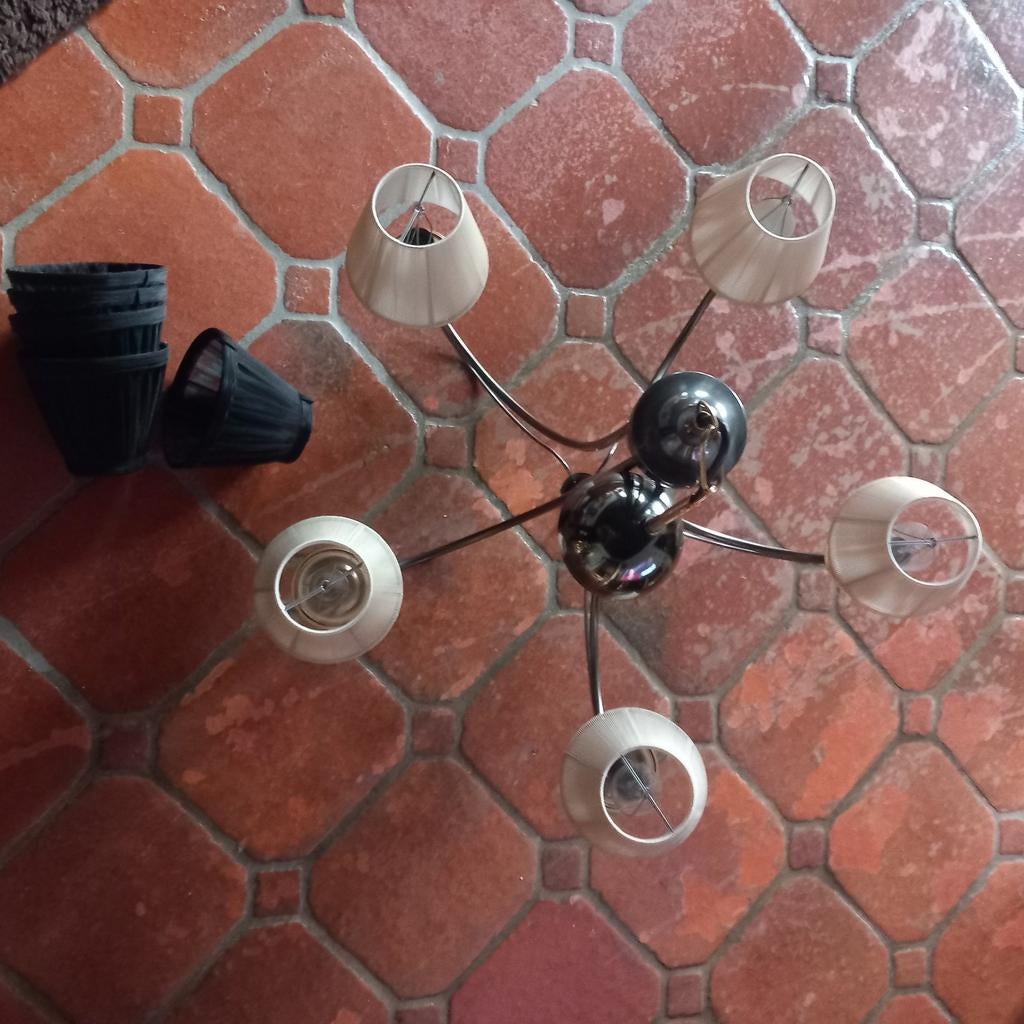 Lustre noir et blanc avec abat-jour, Enlèvement, Comme neuf