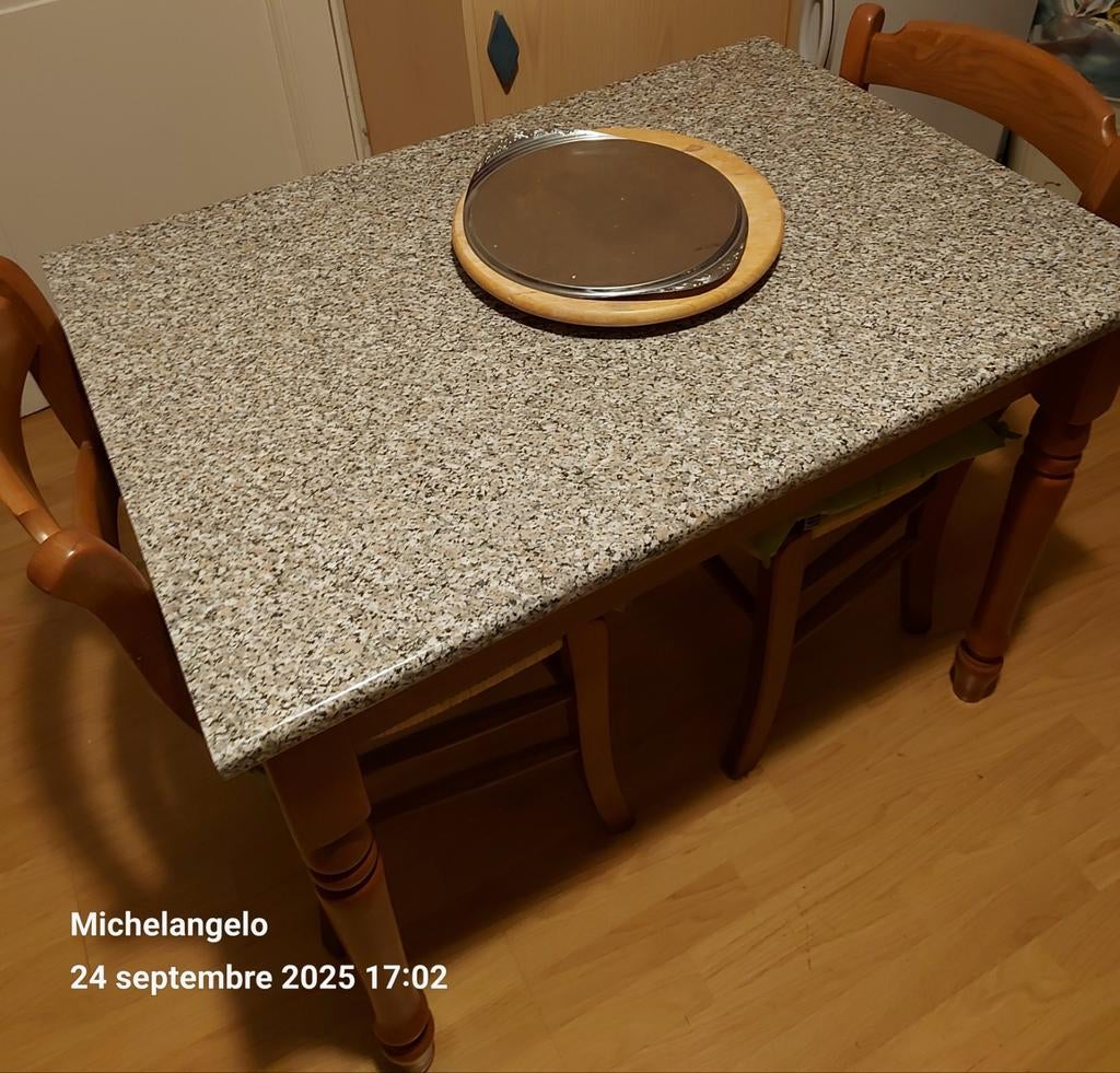 table 100 cm x 60 cm extensible 40 cm de plus, Enlèvement