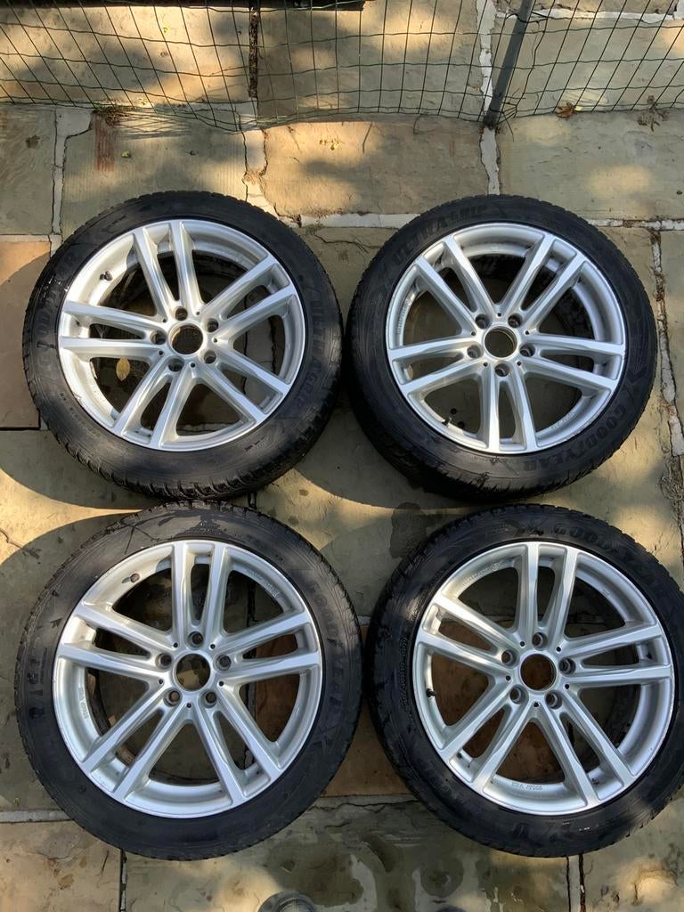 Velgen gebruikt op BMW F11, Goodyear Ultra Grip 245 - 45R18, Ophalen, Gebruikt, Winterbanden, Velg(en)