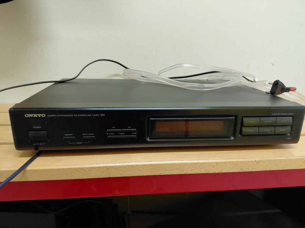 Onkyo quartz synthesized fm stereo am tuner, Audio, Tv en Foto, Tuners, Ophalen