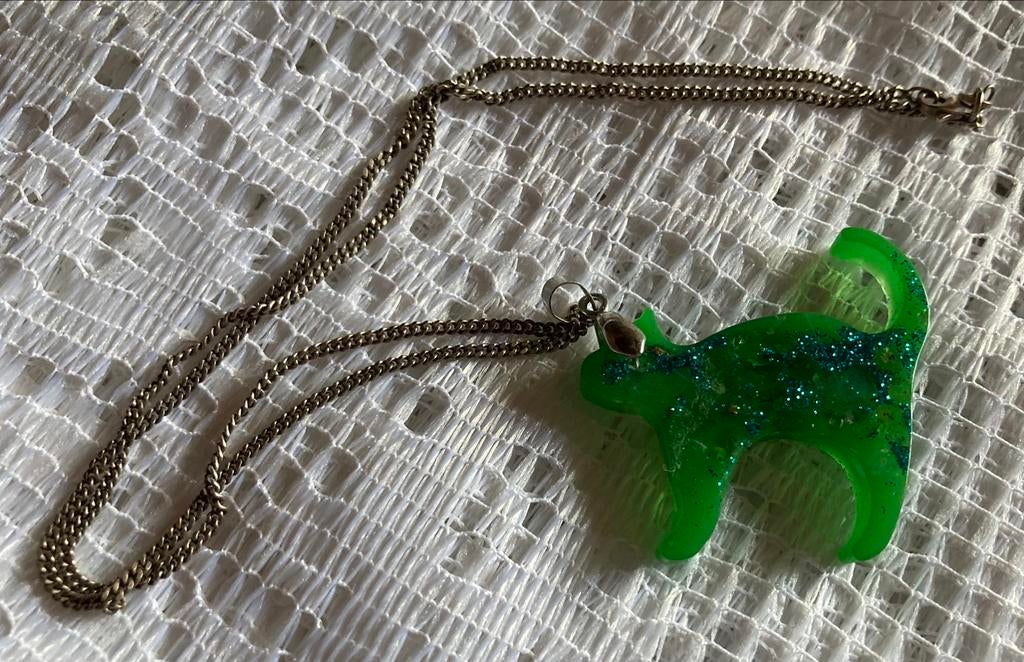 Zilveren (925) ketting 46 cm met hanger,poes’ 4/4.5 cm., Bijoux, Sacs & Beauté, Colliers, Enlèvement ou Envoi, Avec pendentif