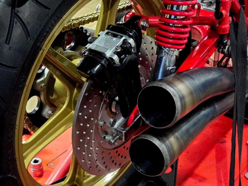 Megafoons magni stijl dubbel gebogen cafe racer Benelli MV, Motoren, Ophalen, Nieuw