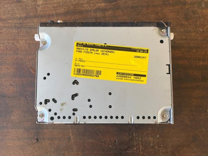 Radio/Lecteur CD (divers) d'un Ford Fiesta, -, 3 mois de garantie, -, -
