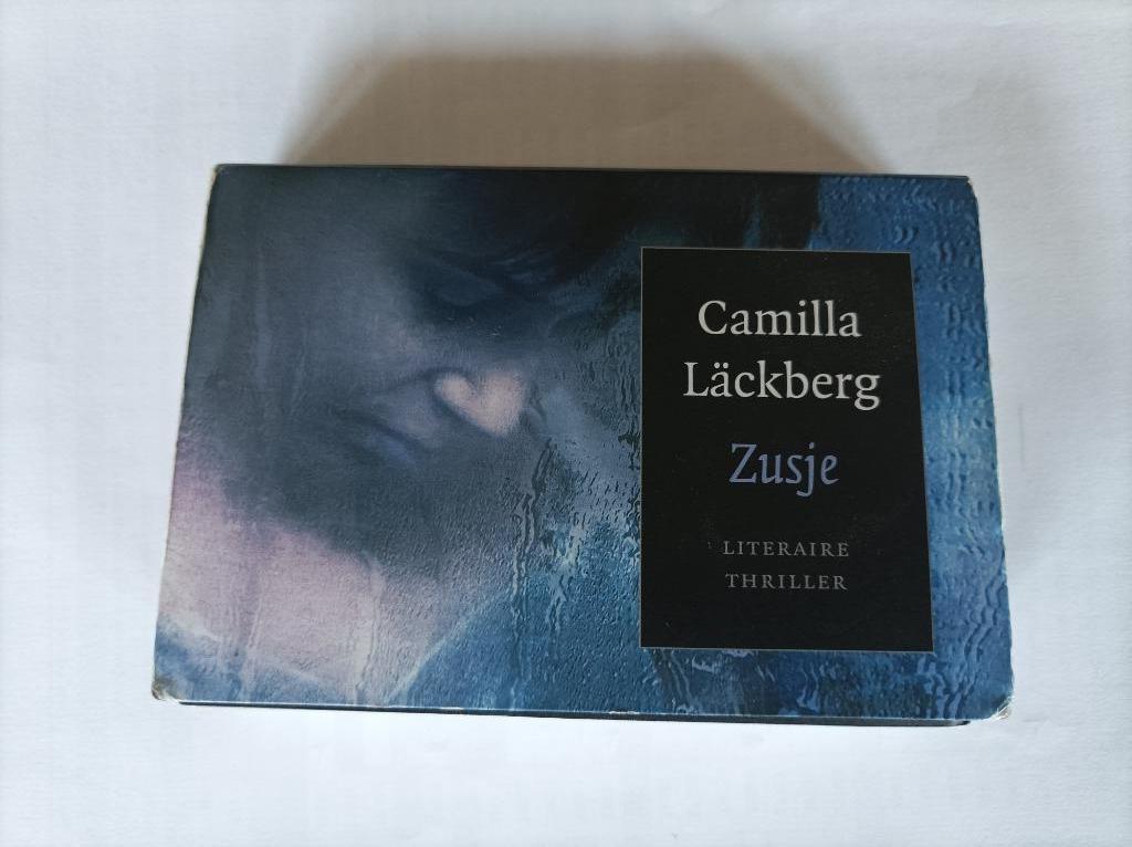 Zusje van Camilla lackberg dwarsligger, Boeken, Thrillers, Ophalen, Gelezen, Camilla Läckberg, Scandinavië