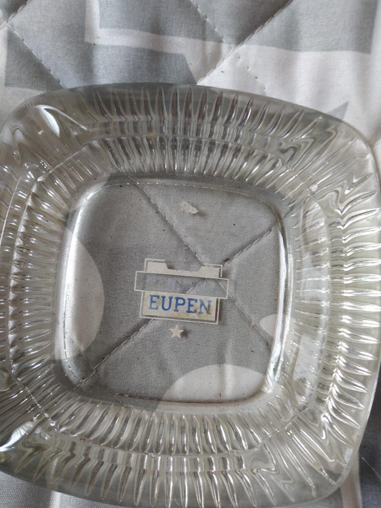 vintage glazen assenbak met embleem Eupen, Ophalen of Verzenden, Zo goed als nieuw